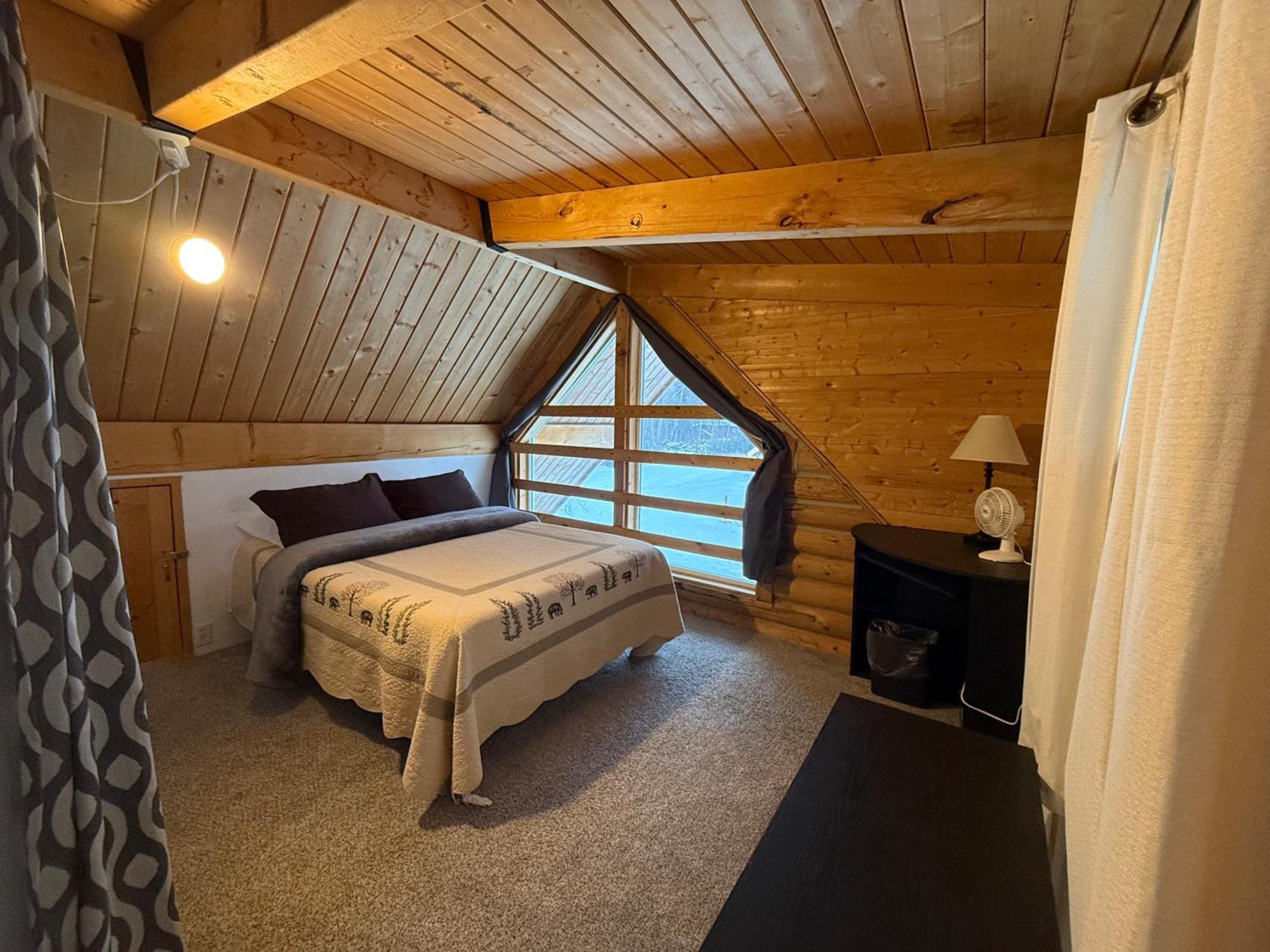 Talkeetna Log Cabin With Hot Tub Unit 1 Екстериор снимка