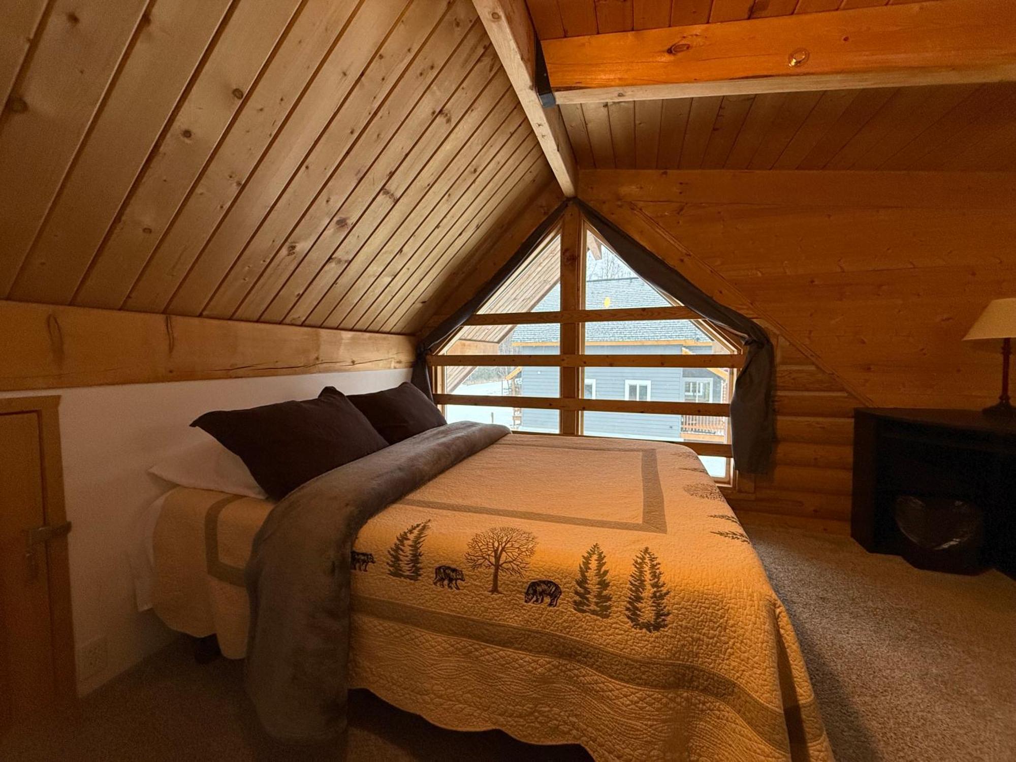 Talkeetna Log Cabin With Hot Tub Unit 1 Екстериор снимка